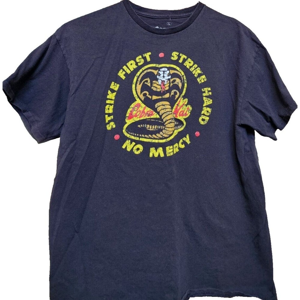 Cobra Kai Black T-Shirt Size Large Martial Arts